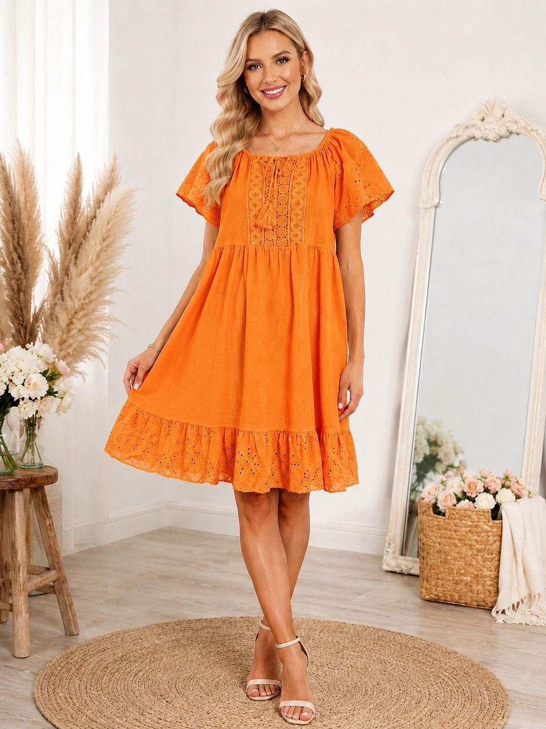 Rochie cu broderie și ciucuri Gisela