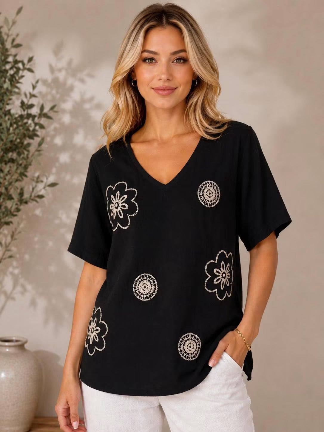 Bluză cu broderie Yona
