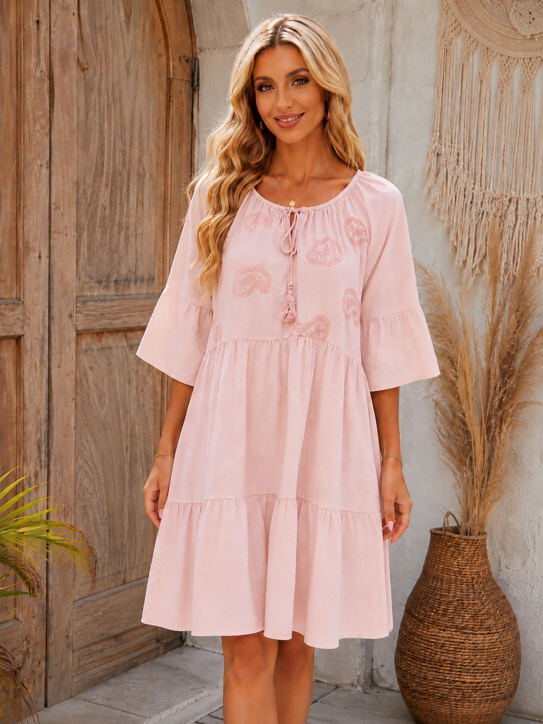 Rochie cu broderie Wish