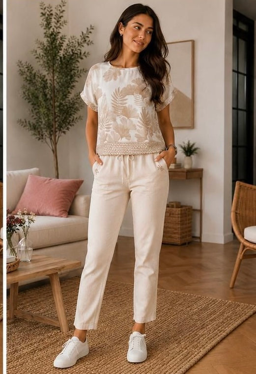 Set cu In Leyla - Bluză și Pantaloni