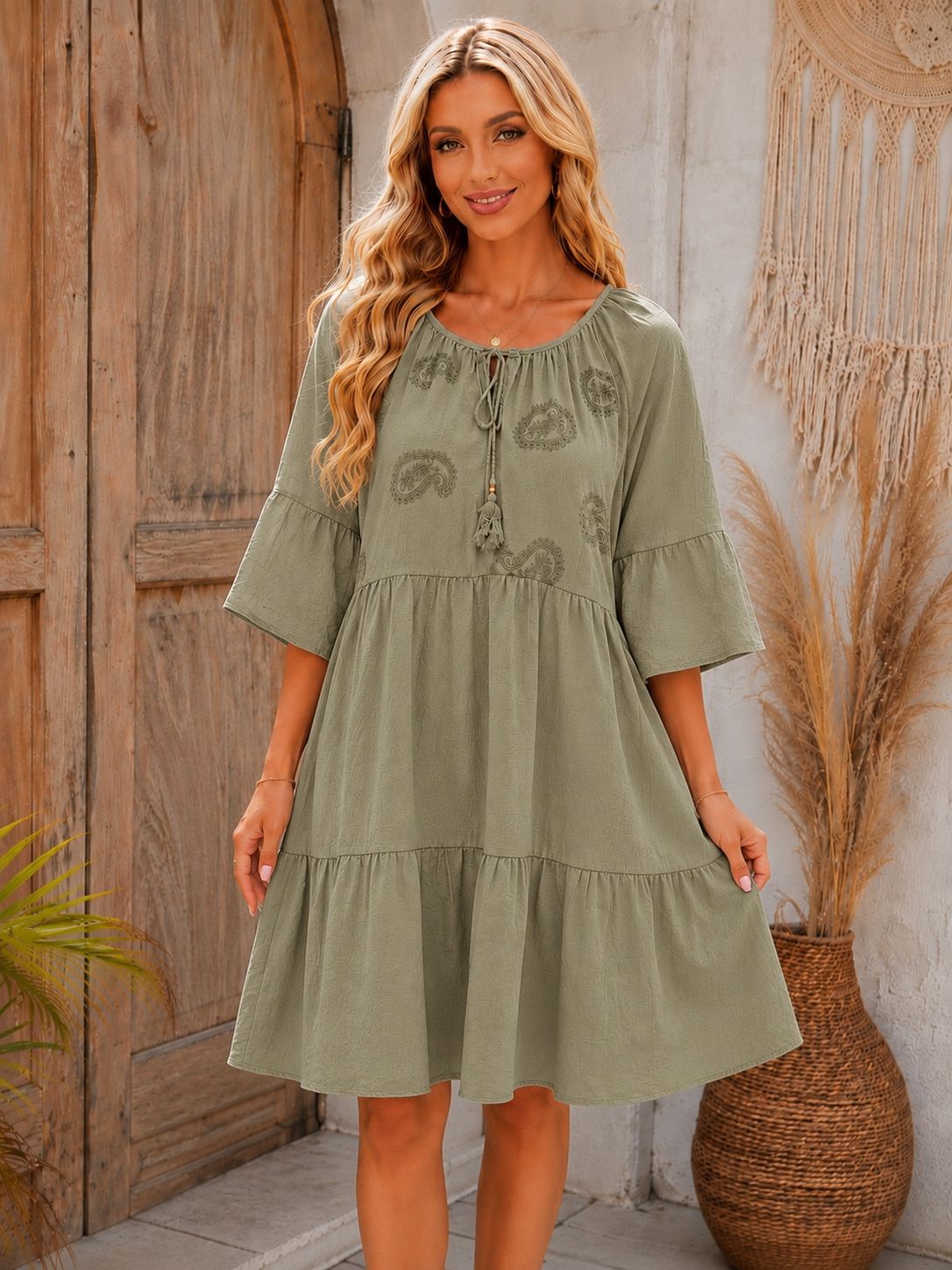 Rochie cu broderie Wish